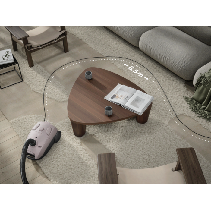 Clean without interruptions. The 8.5m cleaning radius gives you plenty of reach without changing the power outlet.