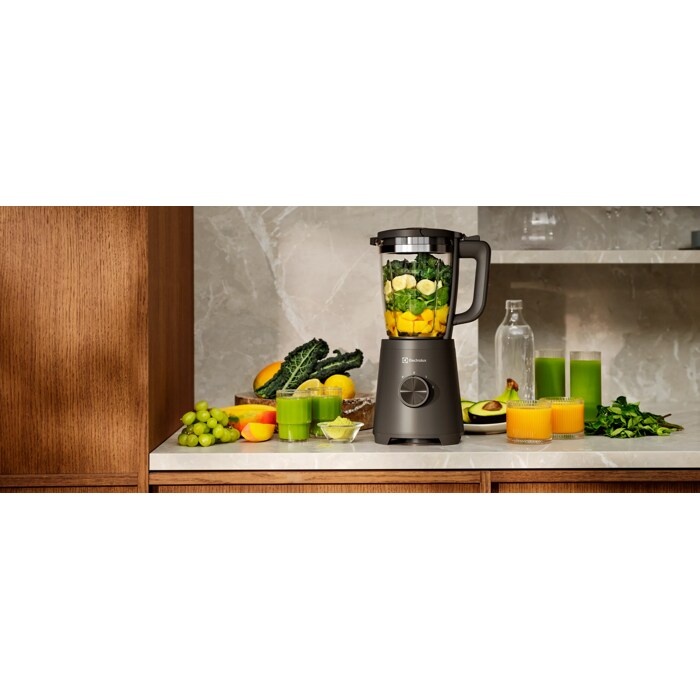 TruFlow® technology consistently delivers smooth blends fast.