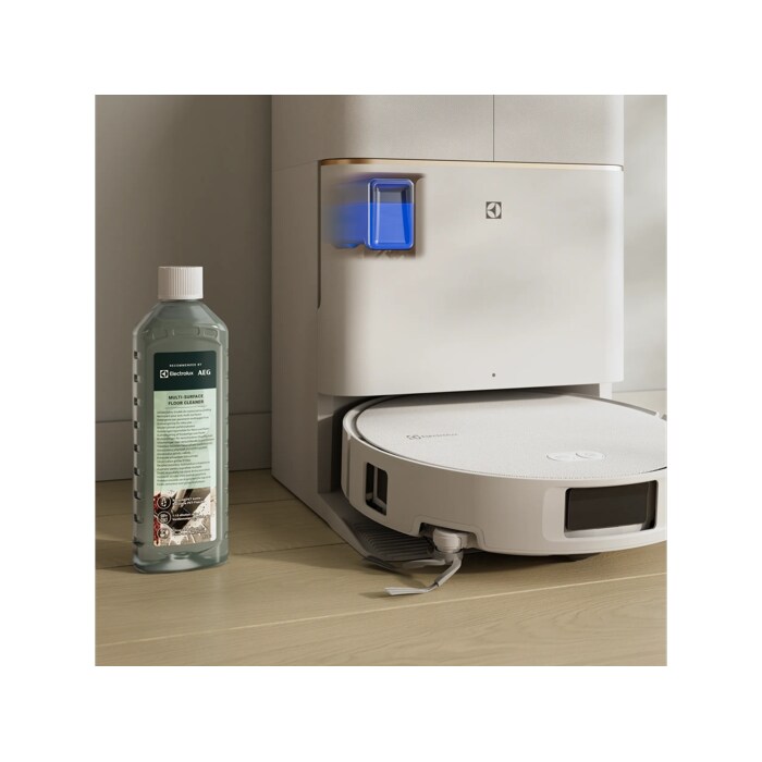 The automatically dispensed detergent keeps your mop fresh, no extra effort.*
*detergent to be purchased seperately.
