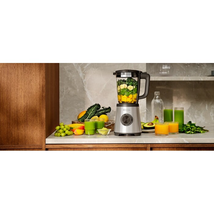 TruFlow® technology consistently delivers smooth blends fast.