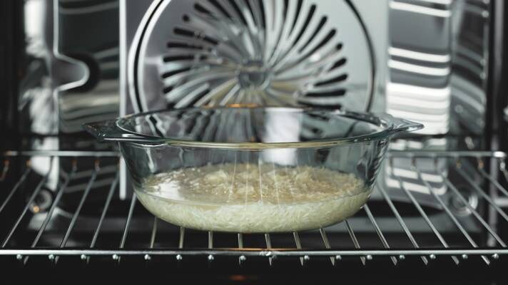 Ciotola di riso in forno