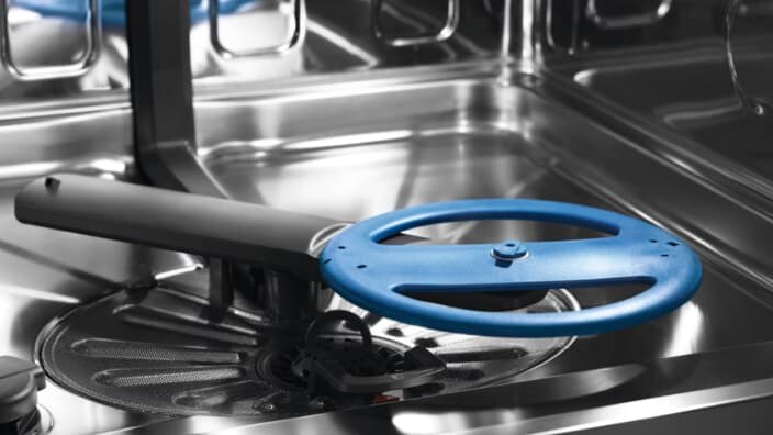 Lavastoviglie con SatelliteClean